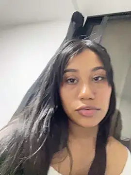 thalia nichols online show from 6, 6, 2026