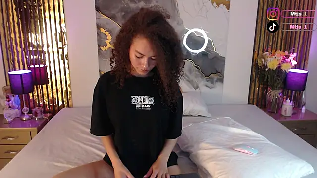 MiticaBrennet  online show from 21, 4, 2026