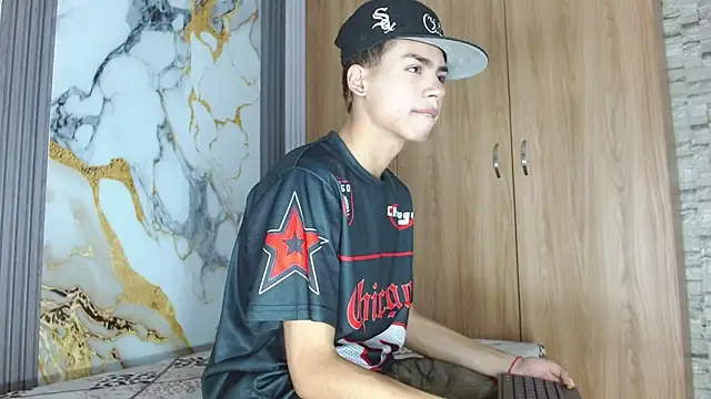 maverickhotson303av online show from 24, 11, 2025