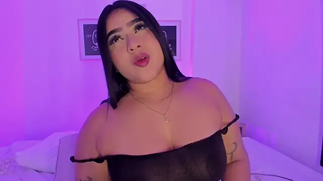 alejandrarojas  online show from 24, 4, 2026