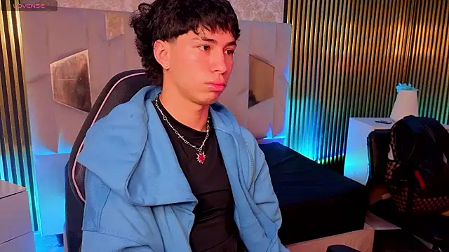 kaelwolf tay online show from 12, 3, 2026