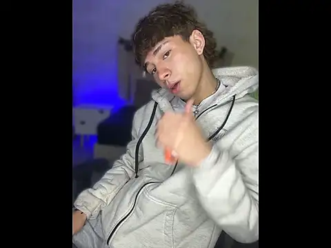 kaelwolf tay online show from 28, 4, 2026