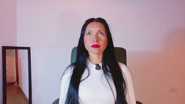 Cloe16  online show from 11, 2, 2026