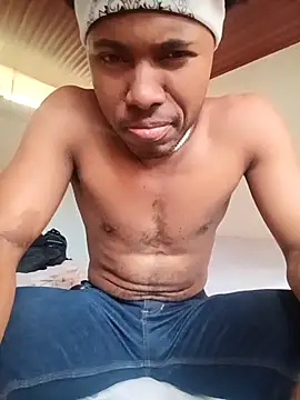 Snapshot of man_black_hot24 chatting on 15, 12, 2025 man black hot24 online show from 15, 12, 2025