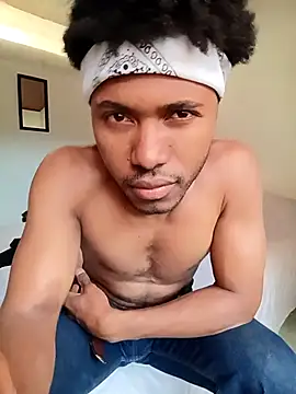 Snapshot of man_black_hot24 chatting on 16, 12, 2025 man black hot24 online show from 16, 12, 2025