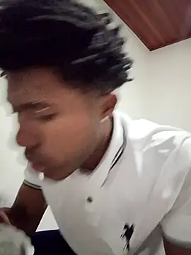 Snapshot of man_black_hot24 chatting on 6, 1, 2026 man black hot24 online show from 6, 1, 2026