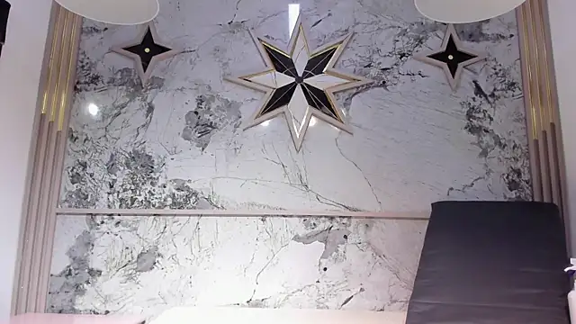 ZoeCollin online show from 23, 4, 2026