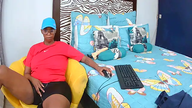 Snapshot of SexyCurves9 chatting on 14, 2, 2026 SexyCurves9 online show from 14, 2, 2026