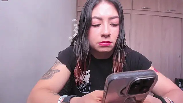 Snapshot of MaddieHunter chatting on 26, 7, 2026 MaddieHunter online show from 26, 7, 2026