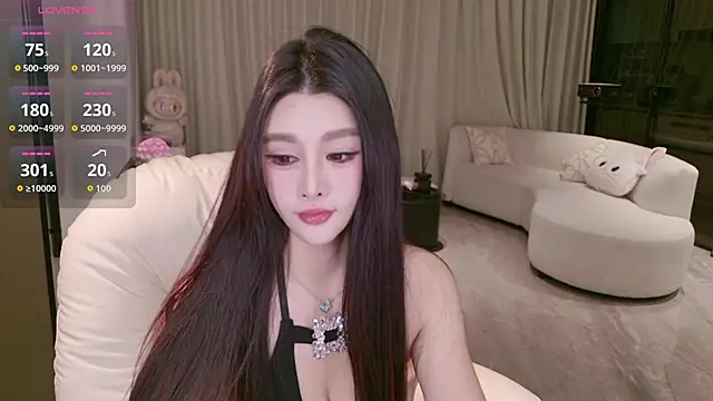 Snapshot of LULUbbaby_520 chatting on 6, 1, 2026 LULUbbaby 520 online show from 6, 1, 2026