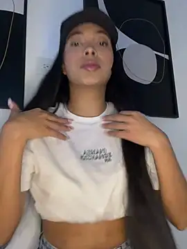 KarolRojas 22 online show from 29, 4, 2026