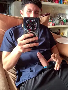 Snapshot of angelxxx95 chatting on 13, 2, 2026 angelxxx95 online show from 13, 2, 2026