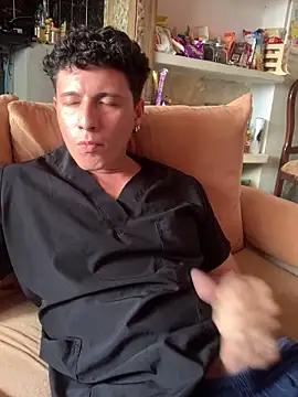 Snapshot of angelxxx95 chatting on 27, 2, 2026 angelxxx95 online show from 27, 2, 2026