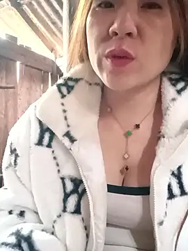 Lily-ross22 online show from 12, 1, 2026