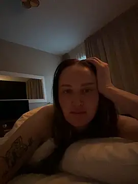 TomilaSi online show from 15, 4, 2026