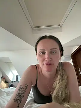 TomilaSi online show from 23, 7, 2026
