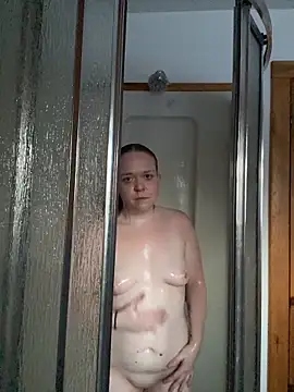 Snapshot of SmirkFans chatting on 5, 2, 2026 SmirkFans online show from 5, 2, 2026