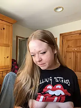 Snapshot of SmirkFans chatting on 8, 2, 2026 SmirkFans online show from 8, 2, 2026