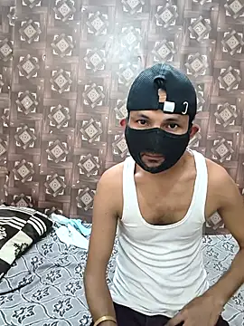 Sexy komal02 online show from 24, 4, 2026