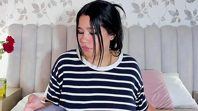 Snapshot of Lizz_Bunny chatting on 3, 2, 2026 Lizz Bunny online show from 3, 2, 2026