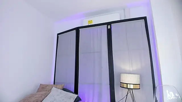 niicole steele  online show from 16, 1, 2026