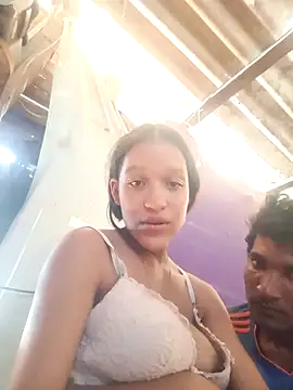 Snapshot of rachelbunny_and_kevin chatting on 28, 11, 2025 rachelbunny and kevin online show from 28, 11, 2025