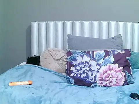 SavageHoney online show from 2, 12, 2025