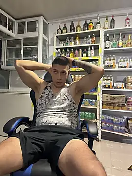 OliverWest04 online show from 22, 7, 2026