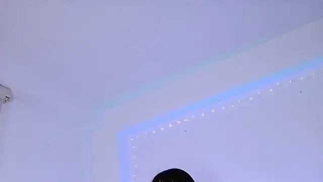 Naughtybunnyy  online show from 8, 4, 2026