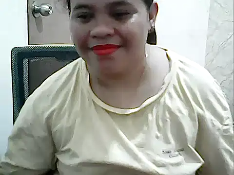 cutechubby online show from 23, 4, 2026