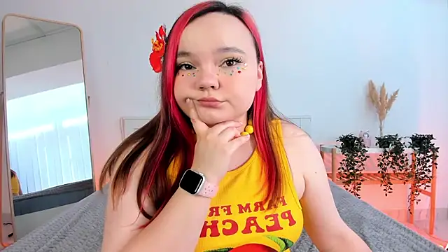Snapshot of Rose_Luvv chatting on 14, 6, 2026 Rose Luvv online show from 14, 6, 2026