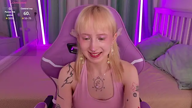 Snapshot of _Babyface_ chatting on 23, 7, 2026 Babyface online show from 23, 7, 2026
