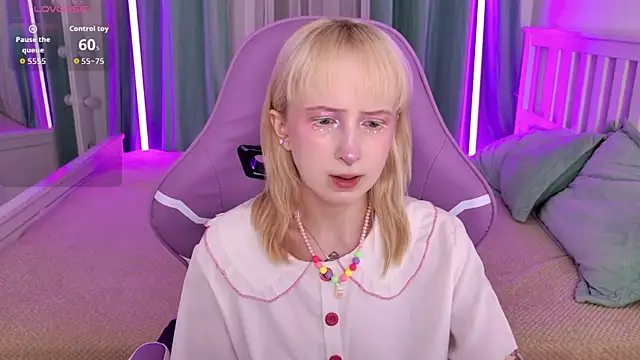 Snapshot of _Babyface_ chatting on 28, 7, 2026 Babyface online show from 28, 7, 2026