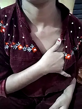 RASHMI SHARMA9 online show from 29, 11, 2025