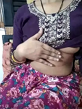 Snapshot of RASHMI_SHARMA9 chatting on 7, 5, 2026 RASHMI SHARMA9 online show from 7, 5, 2026