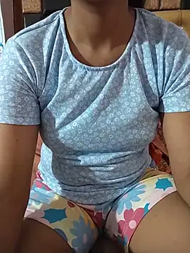 Snapshot of RASHMI_SHARMA9 chatting on 22, 5, 2026 RASHMI SHARMA9 online show from 22, 5, 2026