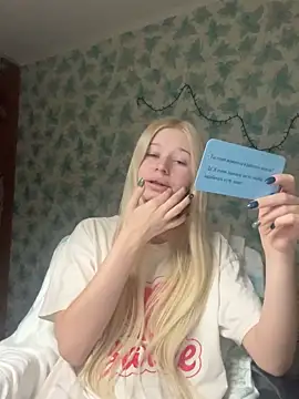 Snapshot of Barbie_Blondie chatting on 11, 3, 2026 Barbie Blondie online show from 11, 3, 2026