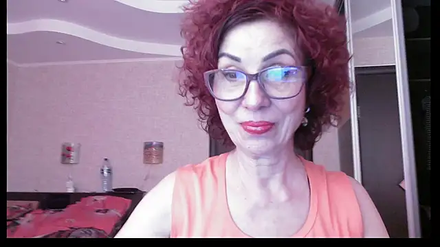 Kelly Flurr online show from 5, 6, 2026
