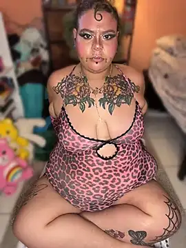Snapshot of poisonvuitton chatting on 1, 7, 2026 poisonvuitton online show from 1, 7, 2026