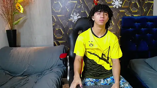 kim curlyy online show from 7, 1, 2026