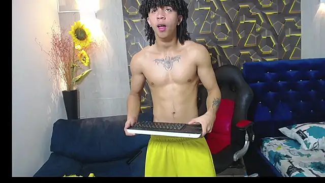 kim curlyy online show from 1, 4, 2026