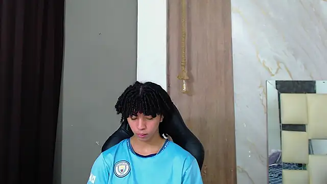 kim curlyy online show from 25, 6, 2026