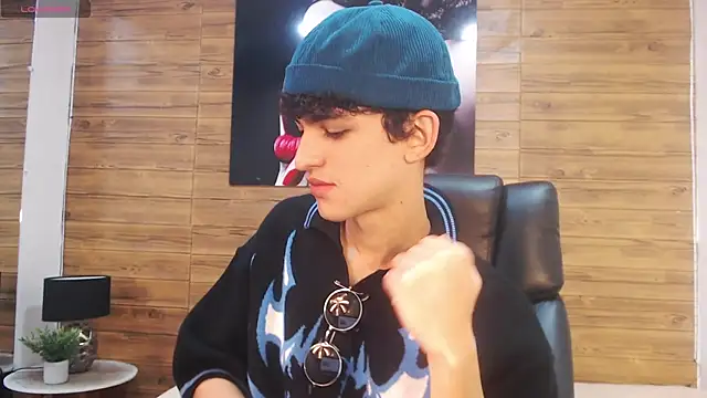 Michaelkoiv online show from 21, 2, 2026