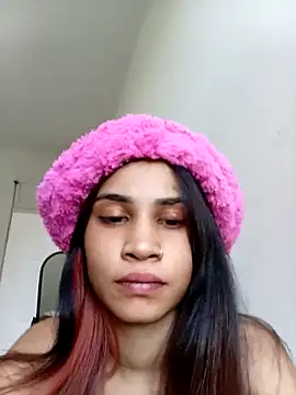 Miss-Perfection online show from 8, 4, 2026