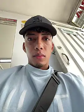 Bryan robayo5 online show from 31, 7, 2026