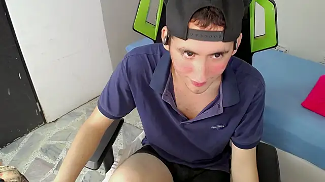 Snapshot of Fernan_flow chatting on 29, 11, 2025 Fernan flow online show from 29, 11, 2025