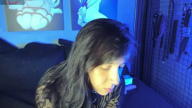 nora temptress online show from 10, 4, 2026