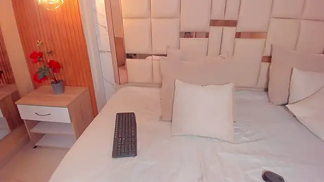 Snapshot of samantha_quinnn chatting on 22, 2, 2026 samantha quinnn online show from 22, 2, 2026