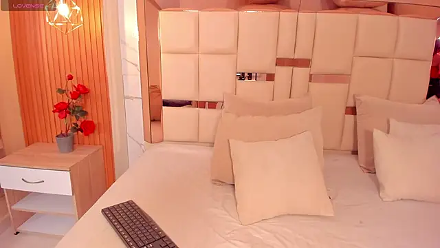 Snapshot of samantha_quinnn chatting on 10, 3, 2026 samantha quinnn online show from 10, 3, 2026