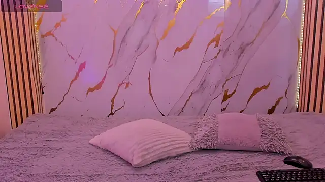 Dakota ferreti  online show from 23, 4, 2026